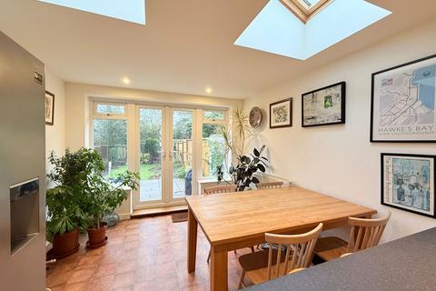 11 Burnaston Road, Hall Green, Birmingham, B28 8DH