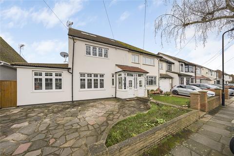 5 bedroom semi-detached house for sale, Shaftesbury Avenue, Norwood Green