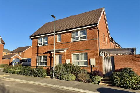 16 Martletts Close, Peacehaven, BN10 8FW