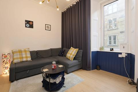 1 bedroom flat for sale, 18/7 Waverley Park, Abbeyhill, Edinburgh, EH8 8ET