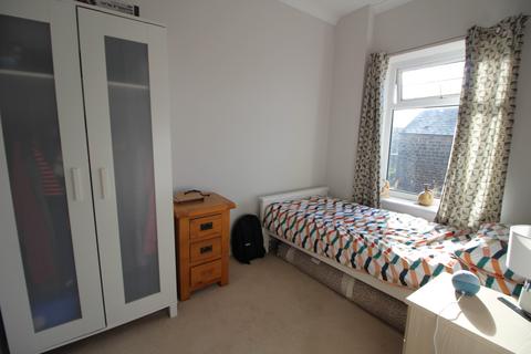 9 Gordon Street, Springhead, Oldham, OL4 4QE
