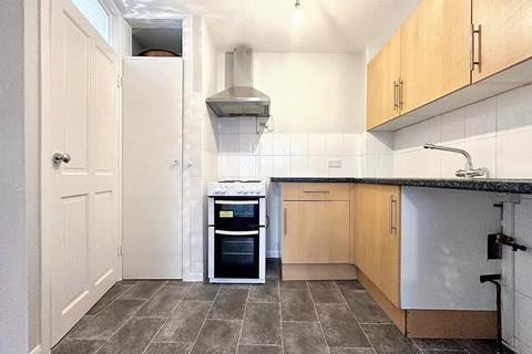 1 bedroom flat for sale, Margaret Court, South Coast Road, Peacehaven, BN10 7PQ