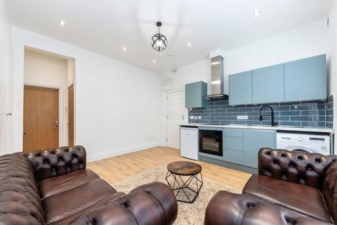 1 bedroom flat to rent, Devonport Road, London W12