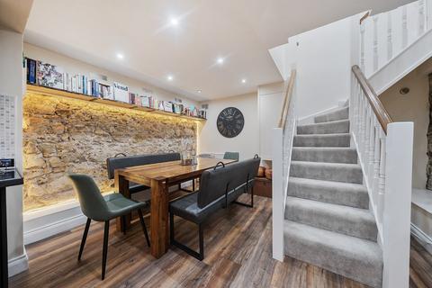 Flat 1, Royal Court, 56 Bugle Street, Southampton, SO14 2DX
