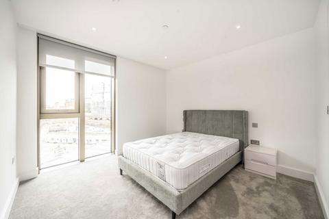 2 bedroom flat to rent, Palmer Road, London SW11