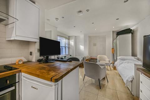 Studio for sale, Girdlers Road, London W14