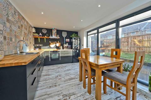 57 Ryeland Close, West Drayton, UB7 8AU