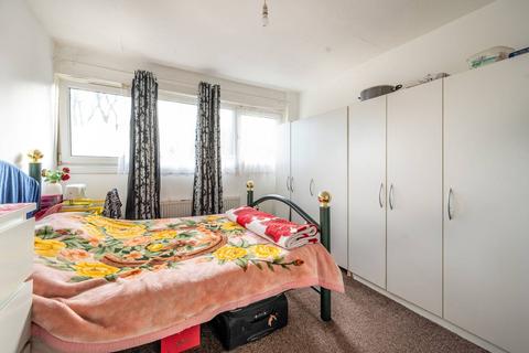 3 bedroom maisonette for sale, Maud Road E13, Plaistow, London, E13