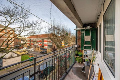 22 Maud Road, London, E13 0JU