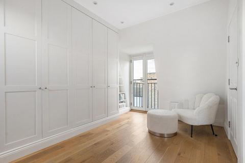 2 bedroom flat for sale, Munster Road, Fulham