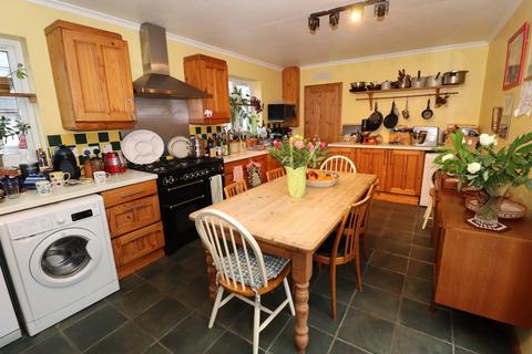 4 bedroom semi-detached house for sale, Eastwood Road, Bexhill-on-Sea, TN39