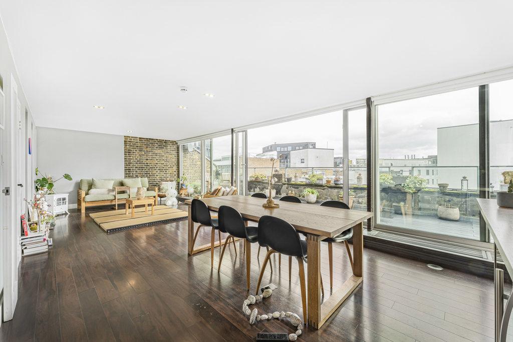 Reception/Kitchen