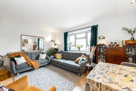 2 bedroom flat for sale, Corona Road, Lee, London