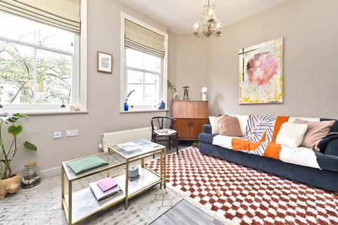 1 bedroom flat to rent, Pembridge Villas, London, W11