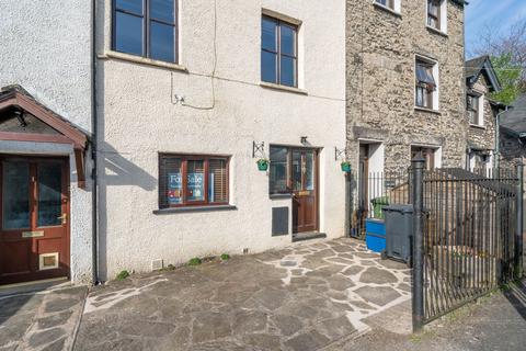 1a Stramongate Hall Cottage, Yard 56, Stramongate, Kendal