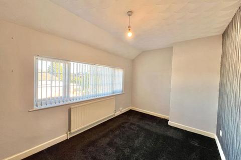 2 bedroom semi-detached house to rent, Highstone Avenue, Barnsley , South Yorkshire , S70 4JT