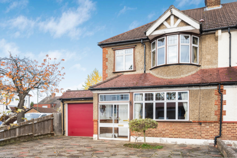 3 bedroom property for sale, Ernest Close, Beckenham