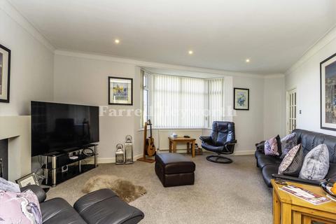 4 bedroom house for sale, Hillsea Avenue, Morecambe LA3