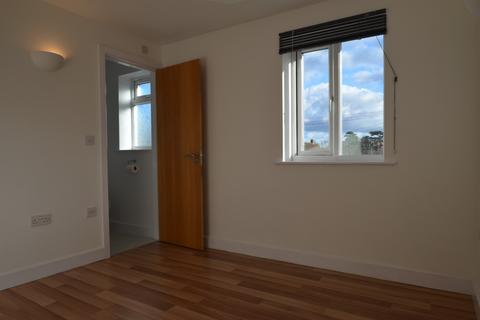 2 bedroom apartment to rent, Summerfield Road, Malvern, Worcestershire, WR14 1DZ