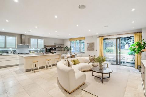 26 Arthur Road, London, SW19 7DZ
