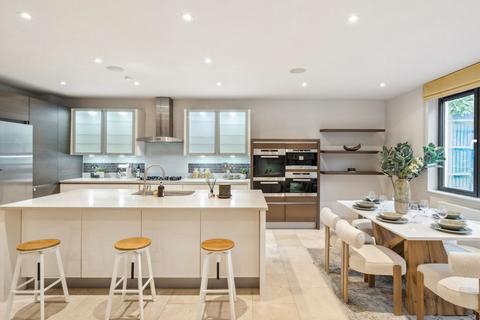 26 Arthur Road, London, SW19 7DZ