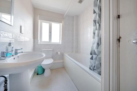 4 Moulton Close, Grimsby, DN34 5LH