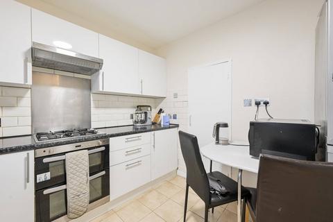 2 bedroom flat for sale, Kemble House, Brixton, London, SW9