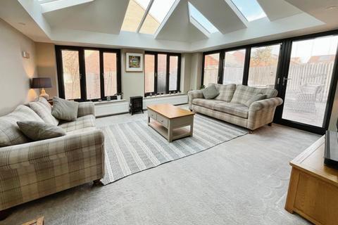 20 Honeysuckle Way, Sowerby, Thirsk, YO7 3SH