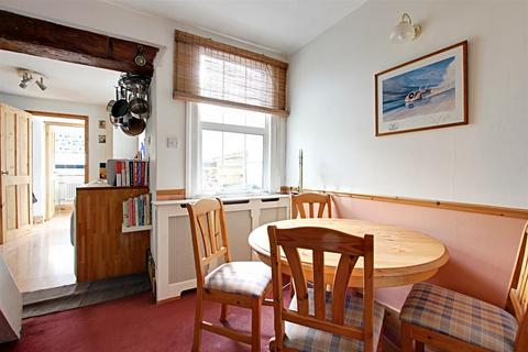 2 bedroom end of terrace house for sale, Charles Street, Tring