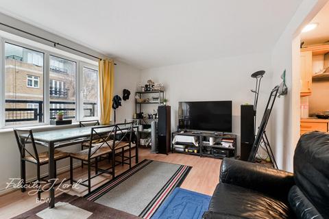 1 bedroom apartment for sale, Locksons Close, London