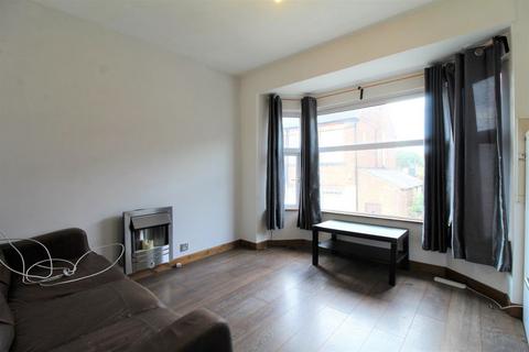 1 bedroom maisonette to rent, Derby Street, Beeston, NG9 2LG