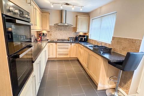 23 Sandringham Drive, Stockport, SK4 2DE