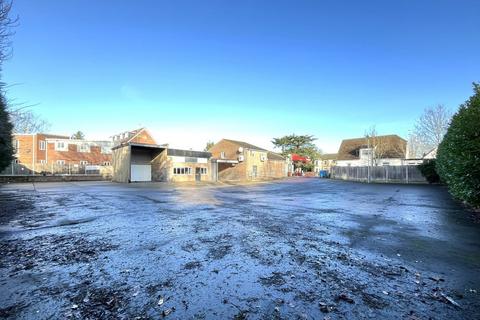 Land to rent, 372-376, Baddow Road, Chelmsford