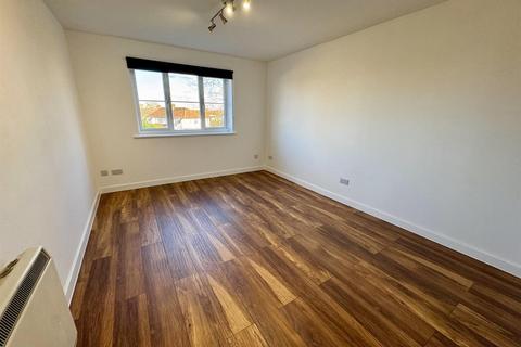 1 bedroom apartment to rent, Garth Court, Harrow HA1 2ER