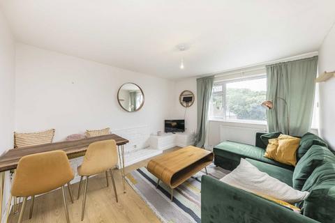 2 bedroom flat to rent, St. Asaph Road, London SE4