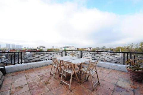 3 bedroom flat to rent, Randolph Avenue, Little Venice, London, W9