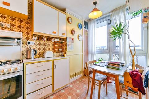 3 bedroom flat for sale, Braithwaite Tower, Little Venice, London, W2