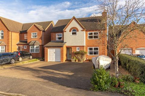 4 bedroom detached house for sale, Woodside Way, St. Ives PE27