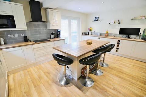 3 bedroom semi-detached house for sale, Queens Road, Bishopsworth, Bristol, BS13 8LF