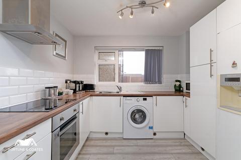 55 Tithelands, Harlow, CM19 5NB