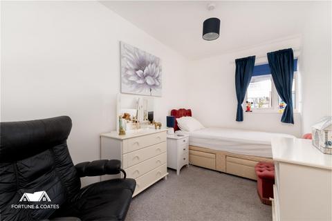 55 Tithelands, Harlow, CM19 5NB