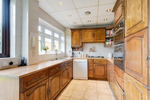 5 bedroom semi-detached house for sale, Devonshire Road, London NW7