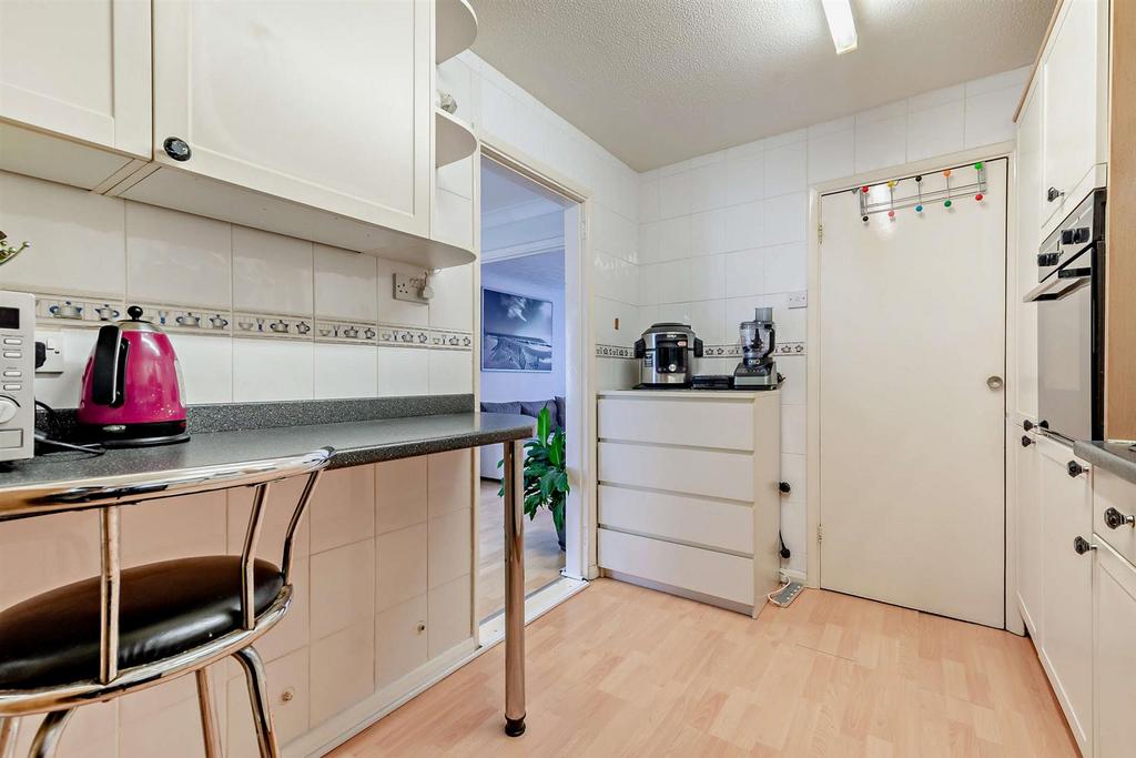 8617606-interior14-800.jpg