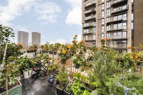 3 bedroom apartment for sale, Prince Court, London E16