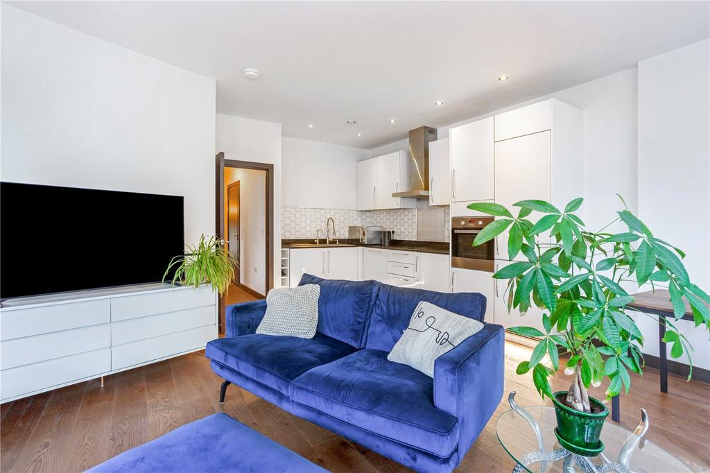 Reception/Kitchen