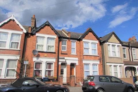 1 bedroom in a house share to rent, Masons Avenue, Harrow HA3