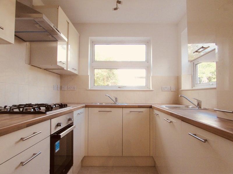 Kitchen - 89 masons avenue.jpg