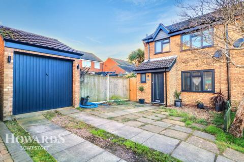 3 bedroom semi-detached house for sale, Ohio Close, Carlton Colville