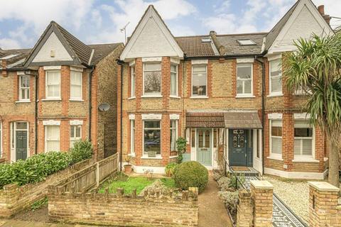 3 bedroom end of terrace house for sale, Ailsa Avenue, St Margarets TW1