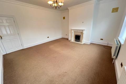 1 bedroom flat for sale, Red Hill Court, Stourbridge, DY8 1NG